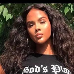 Meet your Posher, Anzariah